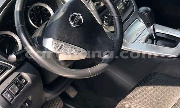 Ra Àlòkù Nissan Sentra funfun Ọkọ̀ in Accra ni Greater Accra Ra Àlòkù Nissan Sentra funfun Ọkọ̀ in Accra ni Greater Accra