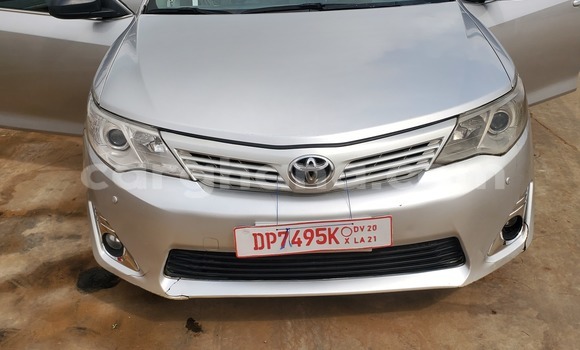 Ra Imported Toyota Camry Silver Ọkọ̀ in Accra ni Greater Accra Ra Imported Toyota Camry Silver Ọkọ̀ in Accra ni Greater Accra