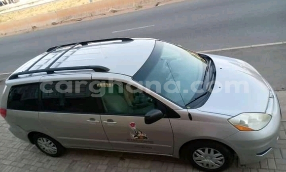 Buy Used Toyota Sienna Other Car in Accra in Greater Accra Buy Used Toyota Sienna Other Car in Accra in Greater Accra
