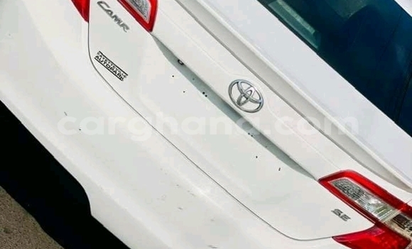 Buy Used Toyota Camry White Car in Accra in Greater Accra Buy Used Toyota Camry White Car in Accra in Greater Accra