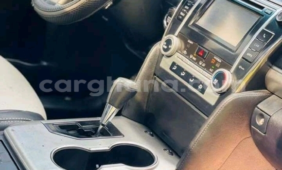 Buy Used Toyota Camry White Car in Accra in Greater Accra Buy Used Toyota Camry White Car in Accra in Greater Accra