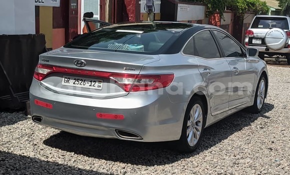 Ra Àlòkù Hyundai Azera Silver Ọkọ̀ in Accra ni Greater Accra Ra Àlòkù Hyundai Azera Silver Ọkọ̀ in Accra ni Greater Accra