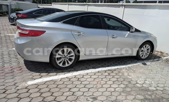 Ra Àlòkù Hyundai Azera Silver Ọkọ̀ in Accra ni Greater Accra Ra Àlòkù Hyundai Azera Silver Ọkọ̀ in Accra ni Greater Accra