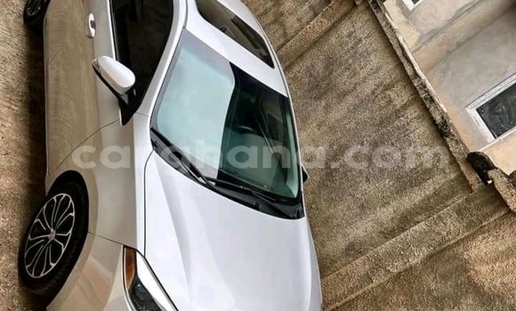 Ra Àlòkù Toyota Corolla Miiran Ọkọ̀ in Accra ni Greater Accra Ra Àlòkù Toyota Corolla Miiran Ọkọ̀ in Accra ni Greater Accra
