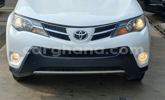 Buy Used Toyota RAV4 White Car in Tema in Greater Accra
