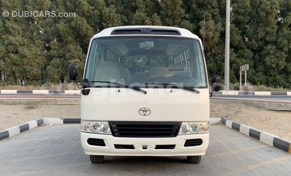 Ra Imported Toyota Coaster funfun Ọkọ̀ in Import - Dubai ni Ashanti Ra Imported Toyota Coaster funfun Ọkọ̀ in Import - Dubai ni Ashanti