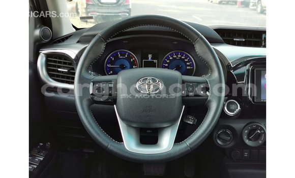 Sayi Imported Toyota Hilux Sauran Mota in Import - Dubai a Ashanti Sayi Imported Toyota Hilux Sauran Mota in Import - Dubai a Ashanti