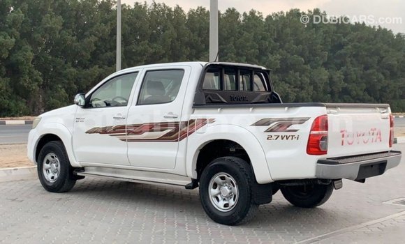 Buy Import Toyota Hilux White Car in Import - Dubai in Ashanti Buy Import Toyota Hilux White Car in Import - Dubai in Ashanti