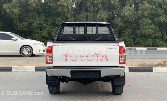Buy Import Toyota Hilux White Car in Import - Dubai in Ashanti Buy Import Toyota Hilux White Car in Import - Dubai in Ashanti