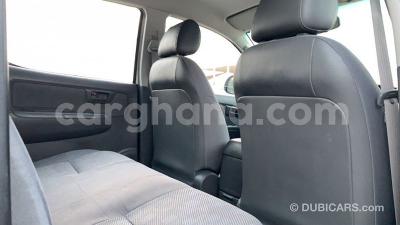 Big with watermark toyota hilux ashanti import dubai 38918