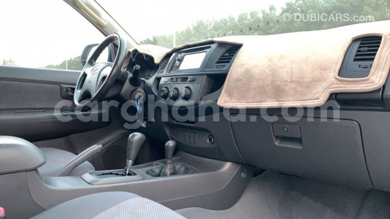 Big with watermark toyota hilux ashanti import dubai 38918