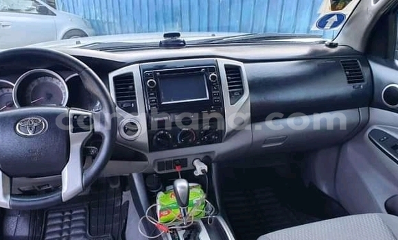 Buy Used Toyota Tacoma White Car in Accra in Greater Accra Buy Used Toyota Tacoma White Car in Accra in Greater Accra