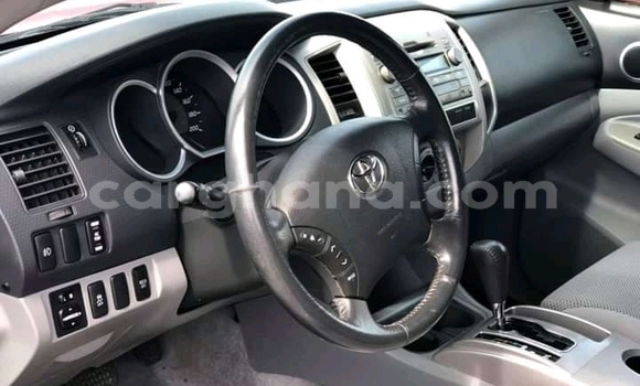 Ra Àlòkù Toyota Tacoma Red Ọkọ̀ in Accra ni Greater Accra Ra Àlòkù Toyota Tacoma Red Ọkọ̀ in Accra ni Greater Accra