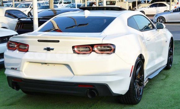 Buy Import Chevrolet Camaro White Car in Import - Dubai in Ashanti Buy Import Chevrolet Camaro White Car in Import - Dubai in Ashanti