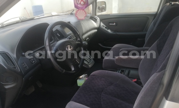 Ra Àlòkù Lexus RX 300 Silver Ọkọ̀ in Accra ni Greater Accra Ra Àlòkù Lexus RX 300 Silver Ọkọ̀ in Accra ni Greater Accra