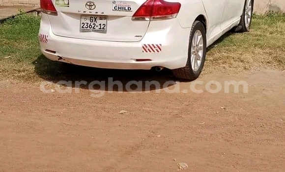Buy Used Toyota Venza White Car in Accra in Greater Accra Buy Used Toyota Venza White Car in Accra in Greater Accra