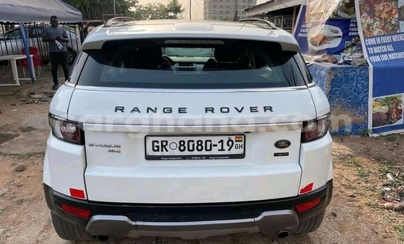 Sayi Na hannu Range Rover Range Rover White Mota in Accra a Greater Accra Sayi Na hannu Range Rover Range Rover White Mota in Accra a Greater Accra