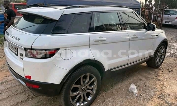 Sayi Na hannu Range Rover Range Rover White Mota in Accra a Greater Accra Sayi Na hannu Range Rover Range Rover White Mota in Accra a Greater Accra