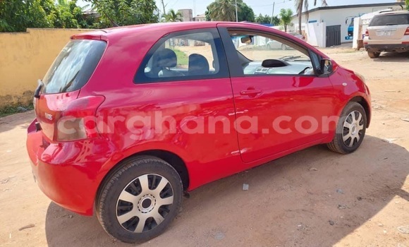Sayi Na hannu Toyota Yaris Red Mota in Sekondi–Takoradi Metropolitan a Yamma Sayi Na hannu Toyota Yaris Red Mota in Sekondi–Takoradi Metropolitan a Yamma