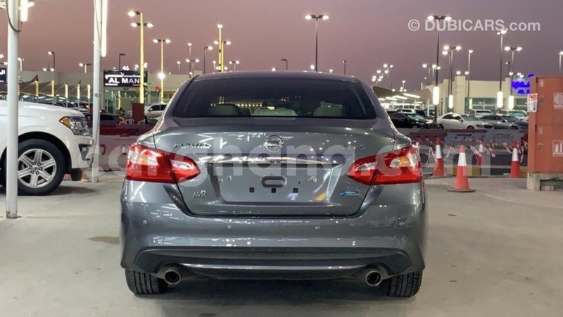 Big with watermark nissan altima ashanti import dubai 38982