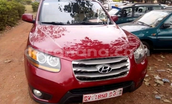Sayi Na hannu Hyundai Santa Fe Red Mota in Accra a Greater Accra Sayi Na hannu Hyundai Santa Fe Red Mota in Accra a Greater Accra