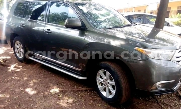 Ra Àlòkù Toyota Highlander Miiran Ọkọ̀ in Accra ni Greater Accra Ra Àlòkù Toyota Highlander Miiran Ọkọ̀ in Accra ni Greater Accra
