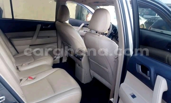 Ra Àlòkù Toyota Highlander Miiran Ọkọ̀ in Accra ni Greater Accra Ra Àlòkù Toyota Highlander Miiran Ọkọ̀ in Accra ni Greater Accra