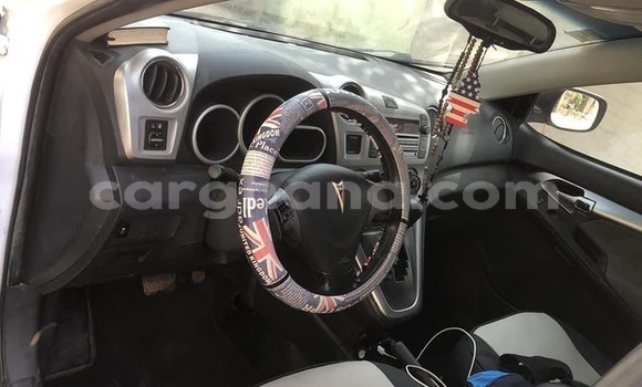 Ra Àlòkù Pontiac Vibe funfun Ọkọ̀ in Sekondi–Takoradi Metropolitan ni Oorun Ra Àlòkù Pontiac Vibe funfun Ọkọ̀ in Sekondi–Takoradi Metropolitan ni Oorun