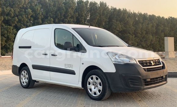 Ra Imported Peugeot Partner funfun Ọkọ̀ in Import - Dubai ni Ashanti Ra Imported Peugeot Partner funfun Ọkọ̀ in Import - Dubai ni Ashanti
