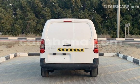 Ra Imported Peugeot Partner funfun Ọkọ̀ in Import - Dubai ni Ashanti Ra Imported Peugeot Partner funfun Ọkọ̀ in Import - Dubai ni Ashanti