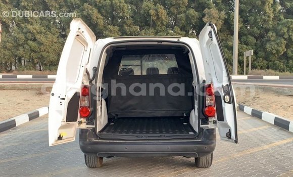 Ra Imported Peugeot Partner funfun Ọkọ̀ in Import - Dubai ni Ashanti Ra Imported Peugeot Partner funfun Ọkọ̀ in Import - Dubai ni Ashanti