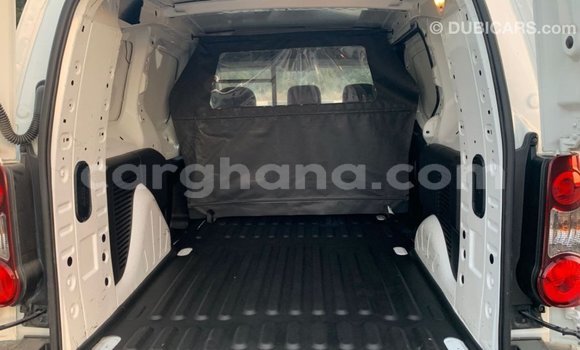 Ra Imported Peugeot Partner funfun Ọkọ̀ in Import - Dubai ni Ashanti Ra Imported Peugeot Partner funfun Ọkọ̀ in Import - Dubai ni Ashanti