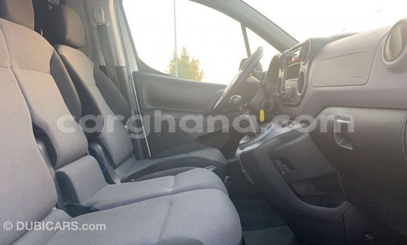 Ra Imported Peugeot Partner funfun Ọkọ̀ in Import - Dubai ni Ashanti Ra Imported Peugeot Partner funfun Ọkọ̀ in Import - Dubai ni Ashanti