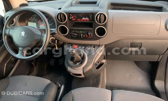 Ra Imported Peugeot Partner funfun Ọkọ̀ in Import - Dubai ni Ashanti Ra Imported Peugeot Partner funfun Ọkọ̀ in Import - Dubai ni Ashanti