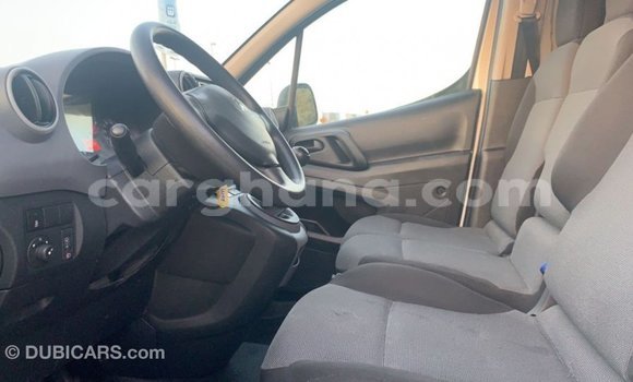 Ra Imported Peugeot Partner funfun Ọkọ̀ in Import - Dubai ni Ashanti Ra Imported Peugeot Partner funfun Ọkọ̀ in Import - Dubai ni Ashanti