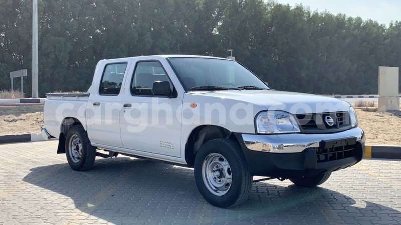 Big with watermark nissan pickup ashanti import dubai 39001