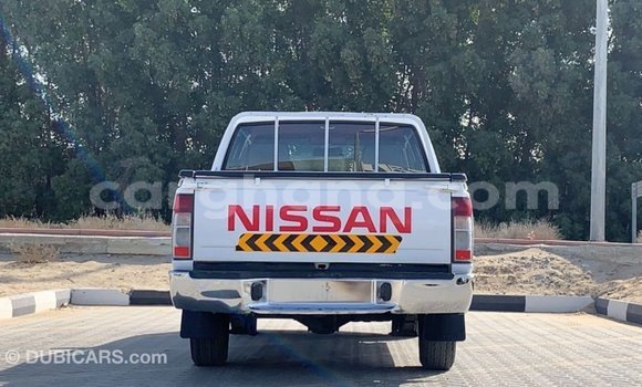 Ra Imported Nissan Pickup funfun Ọkọ̀ in Import - Dubai ni Ashanti Ra Imported Nissan Pickup funfun Ọkọ̀ in Import - Dubai ni Ashanti