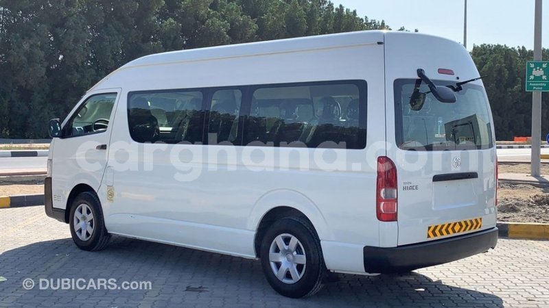 Big with watermark toyota hiace ashanti import dubai 39008