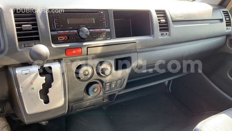 Big with watermark toyota hiace ashanti import dubai 39008