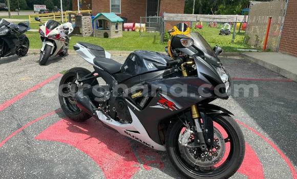 Sayi Na hannu Suzuki 750 Black Motsi in Abokibi a Greater Accra Sayi Na hannu Suzuki 750 Black Motsi in Abokibi a Greater Accra