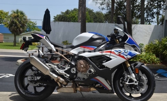 Sayi Na hannu BMW S 1000 Sauran Motsi in Abura a Tsakiya Sayi Na hannu BMW S 1000 Sauran Motsi in Abura a Tsakiya