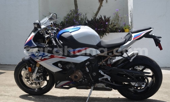 Sayi Na hannu BMW S 1000 Sauran Motsi in Abura a Tsakiya Sayi Na hannu BMW S 1000 Sauran Motsi in Abura a Tsakiya