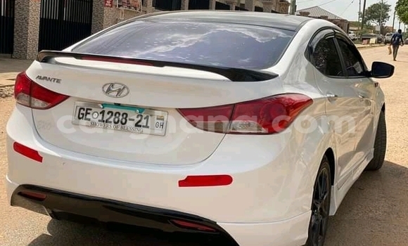 Sayi Na hannu Hyundai Elantra White Mota in Accra a Greater Accra Sayi Na hannu Hyundai Elantra White Mota in Accra a Greater Accra