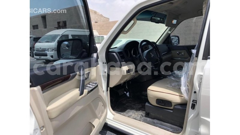 Big with watermark mitsubishi pajero ashanti import dubai 39027