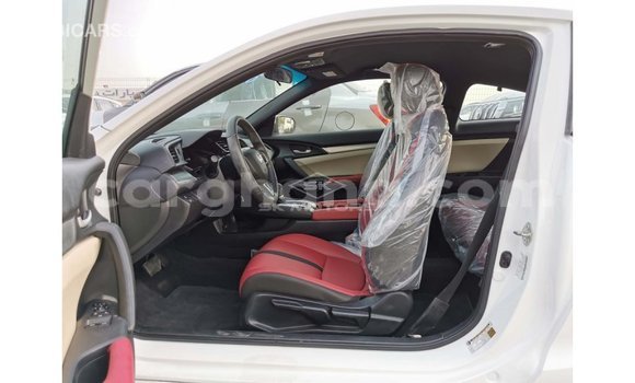 Buy Import Honda C White Bike in Import - Dubai in Ashanti Buy Import Honda C White Bike in Import - Dubai in Ashanti