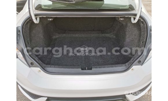 Buy Import Honda C White Bike in Import - Dubai in Ashanti Buy Import Honda C White Bike in Import - Dubai in Ashanti