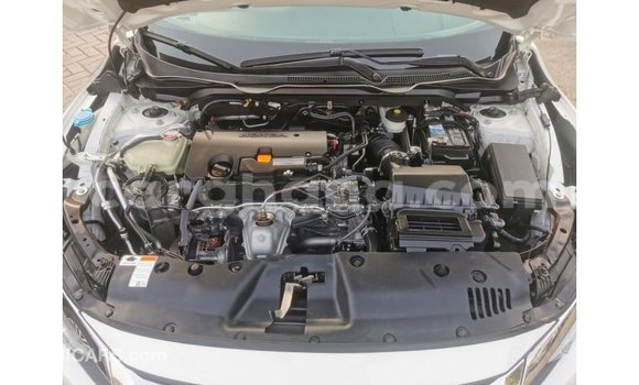 Buy Import Honda C White Bike in Import - Dubai in Ashanti Buy Import Honda C White Bike in Import - Dubai in Ashanti