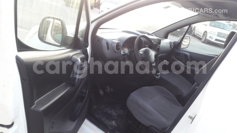 Big with watermark peugeot partner ashanti import dubai 39034