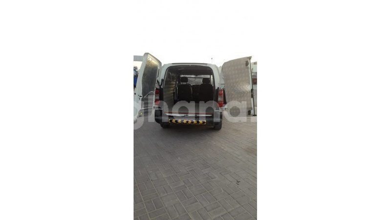 Big with watermark peugeot partner ashanti import dubai 39034