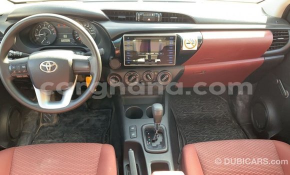 Ra Imported Toyota Hilux funfun Ọkọ̀ in Import - Dubai ni Ashanti Ra Imported Toyota Hilux funfun Ọkọ̀ in Import - Dubai ni Ashanti